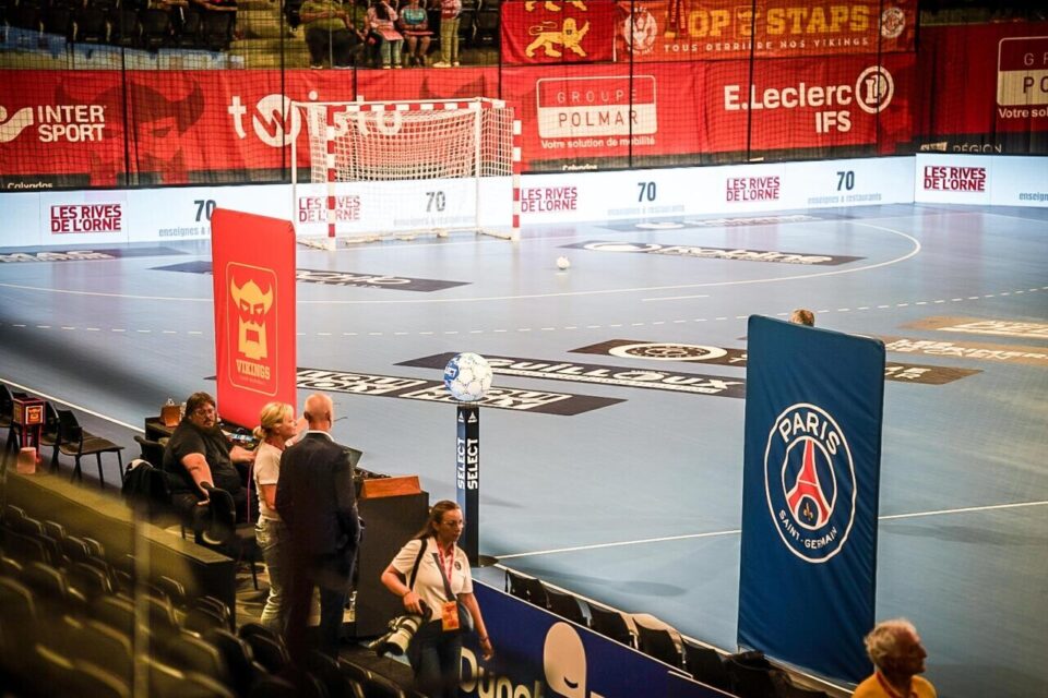 D'un côté, les Vikings du Caen HB sur leur terrain avec leur public. De l'autre, le Pais SG, onze fois champion de France en titre.