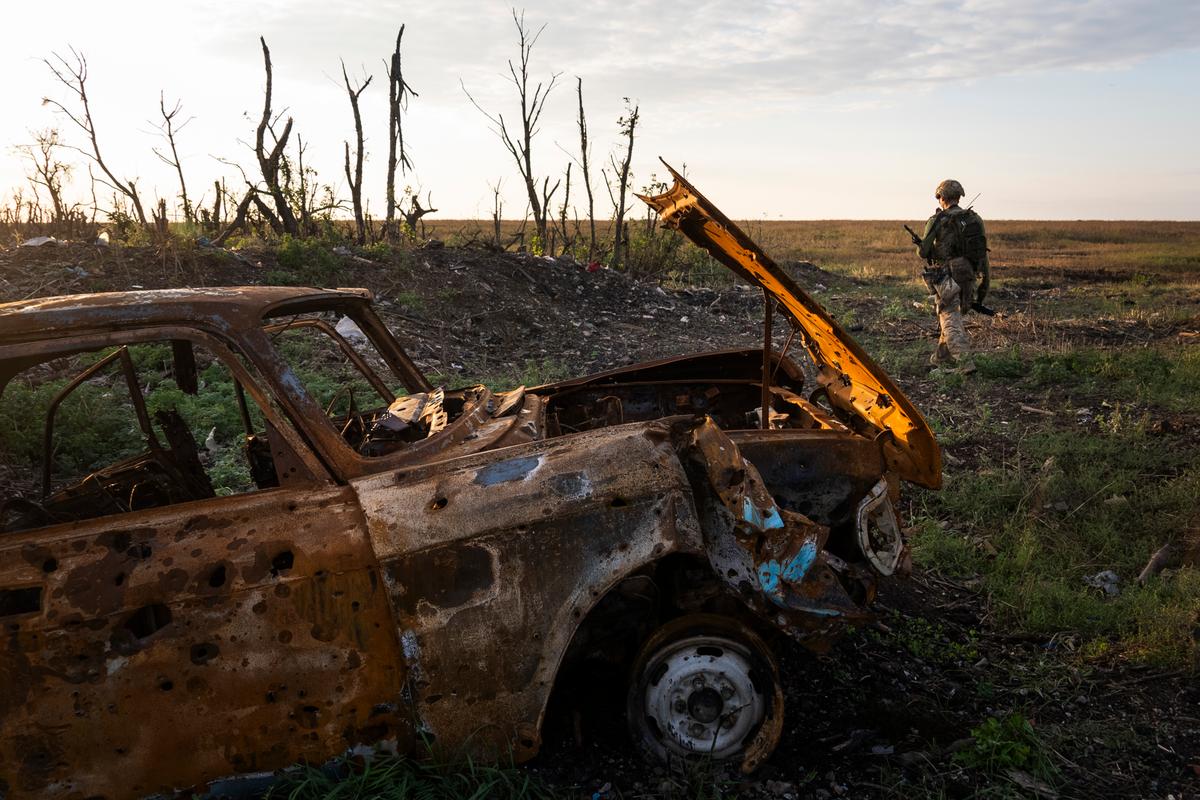un documentaire sur la guerre en Ukraine, au plus près des hommes