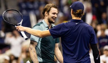 Avant le huitième de finale de l'US Open face à Jannik Sinner, Alexander Bublik s'avouait déjà vaincu : « On dirait un joueur généré par une IA » - L'Équipe