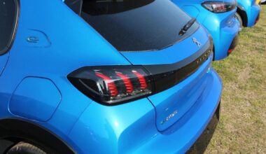 déjà près de 18.000 commandes de véhicules électriques quelques heures après son lancement