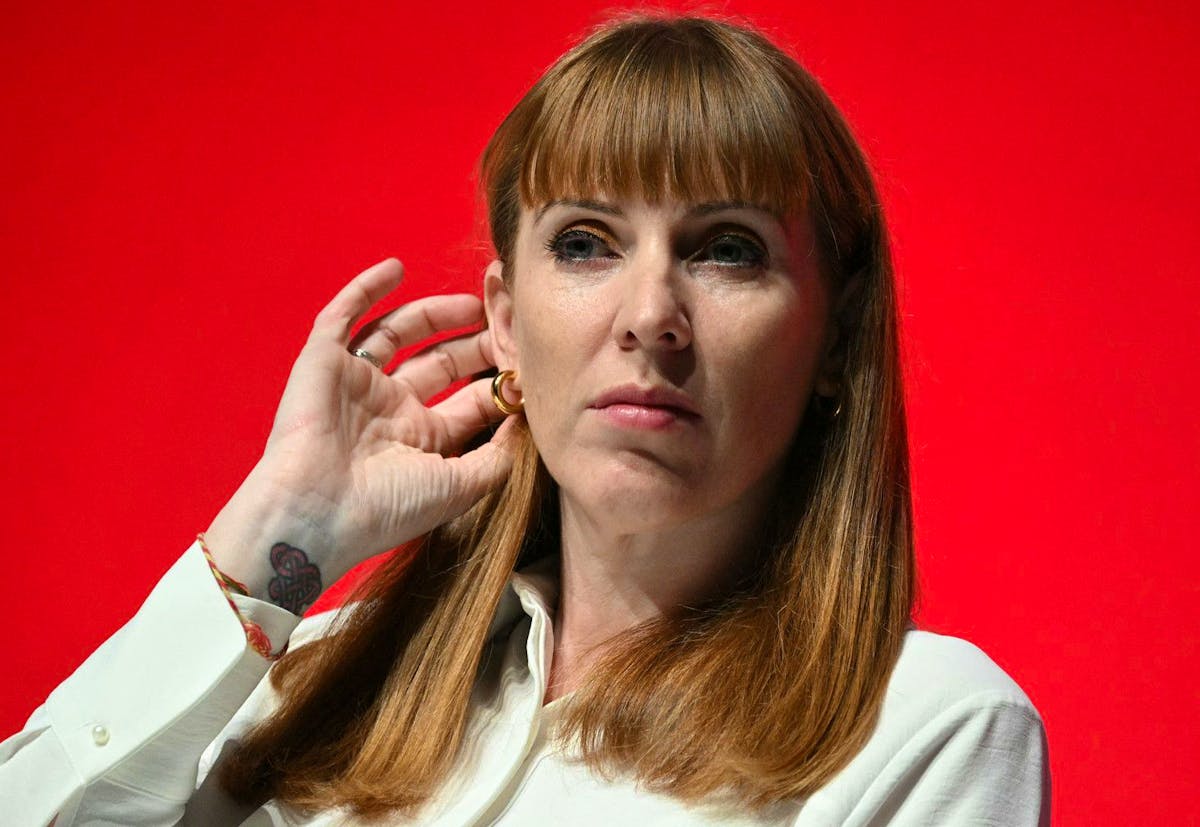 Angela Rayner, 45 ans, a dit qu'elle était «effondrée».