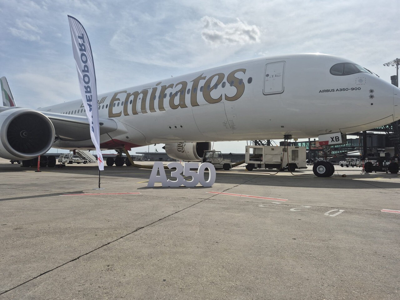 Emirates présente son nouvel A350 à l'aéroport de Lyon