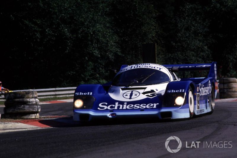 Stefan Bellof au volant d'une Porsche 956.