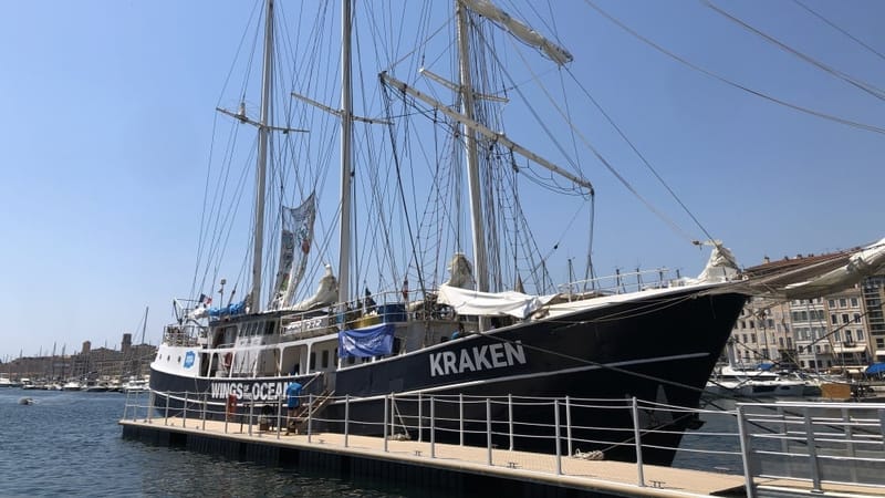 Le "Kraken" dans le Vieux-Port.