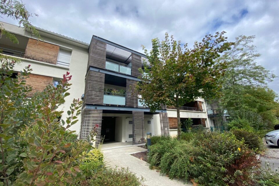 La résidence dans laquelle s'est déroulé le féminicide.