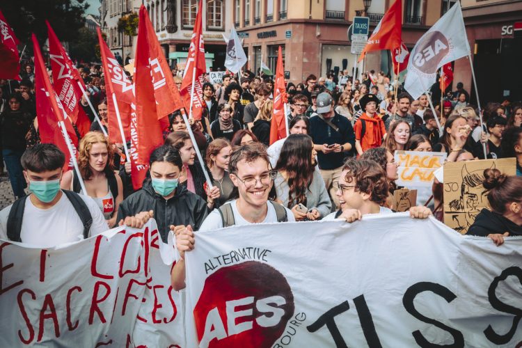 10 septembre, bloquons tout, AES, Manifestant