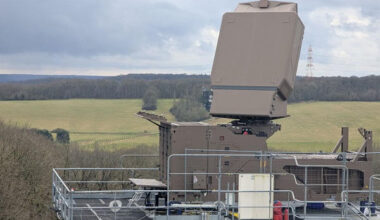 Paris et Berlin envisagent de développer un réseau de radars terrestres d'alerte avancée, via le projet JEWEL