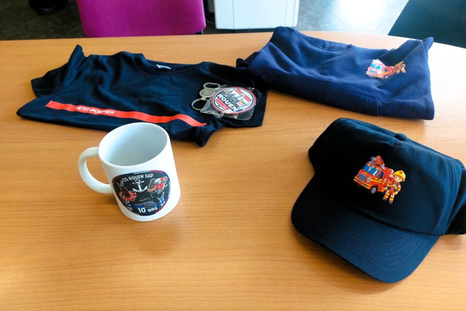 Voici des goodies à retrouver sur la toute nouvelle boutique en ligne des sapeurs-pompiers de Rouen (Seine-Maritime). 