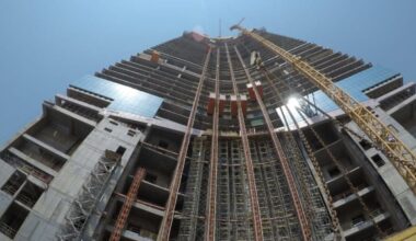 La plus grande tour du monde fera plus de 3 fois la tour Eiffel en hauteur mais sa construction suscite la polémique