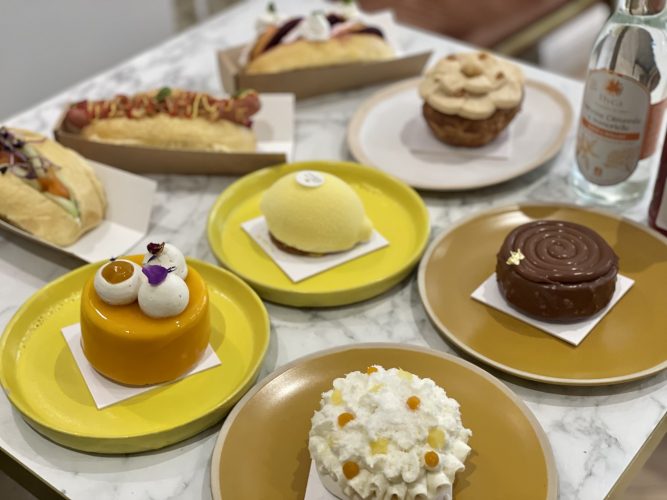 Jaune Citron pâtisserie salon de thé