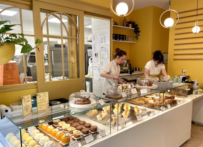Jaune Citron pâtisserie salon de thé