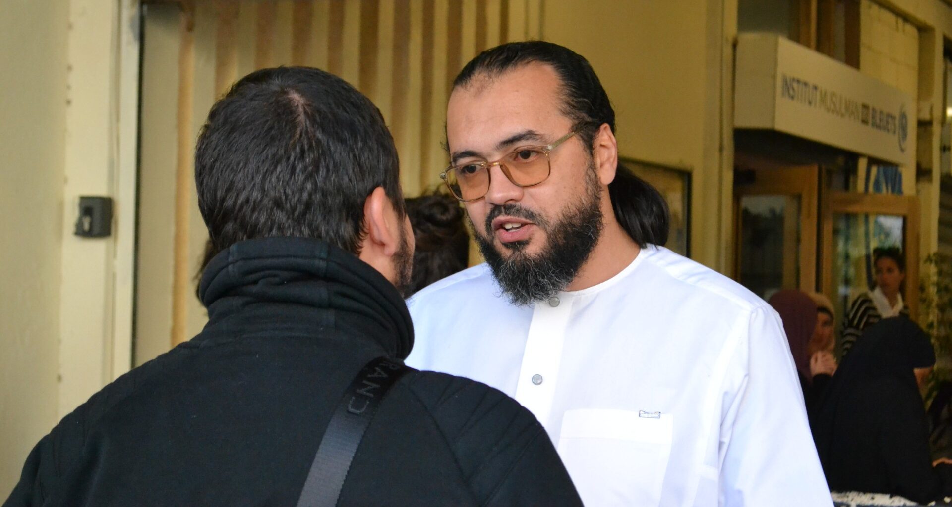 Menacée de fermeture, la mosquée des Bleuets se lance dans un "bras de fer" avec le préfet