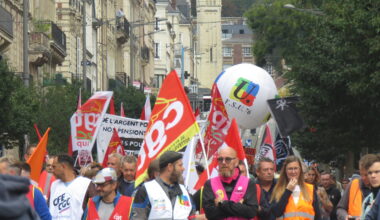 une jeune manifestante arrêtée, la CGT s'insurge