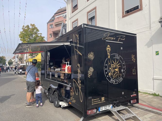 Sans voiture Simone Cronenbourg Saint Florent food truck