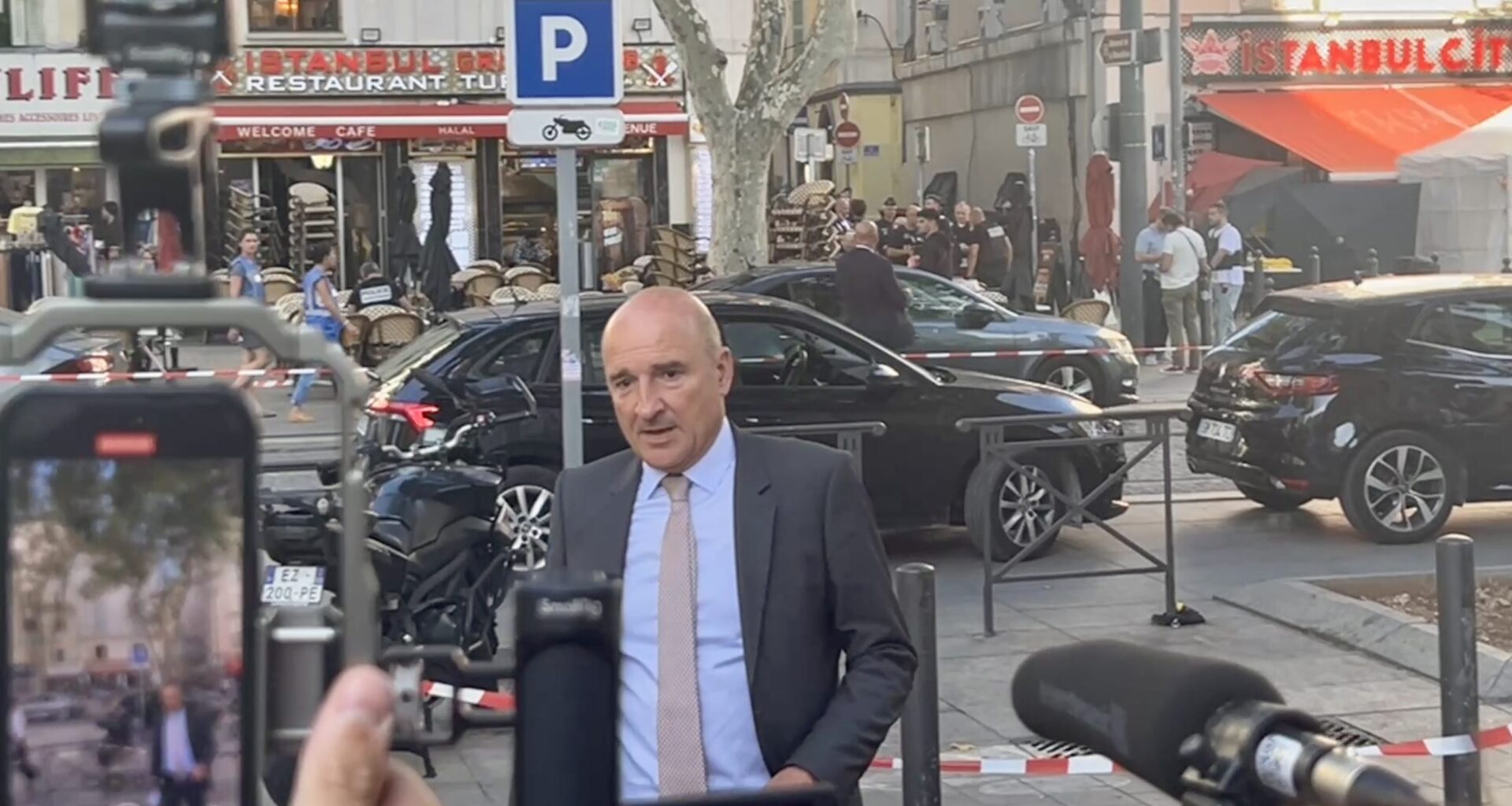 À Belsunce, un homme abattu par la police après avoir blessé cinq personnes au couteau