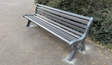 Lille a désormais des bancs fabriqués avec les coquilles de moules de la Braderie - 03/09/2025
