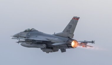 Samedi, deux avions de chasse F-16 roumains ont repéré un drone russe au-dessus du territoire roumain alors qu