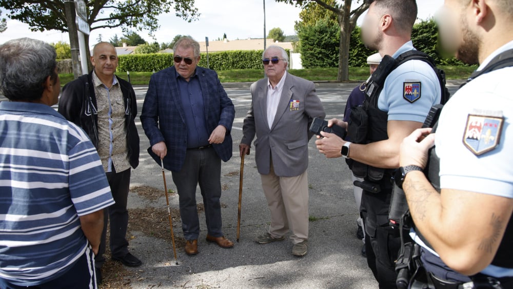 Une minute de silence en hommage aux Harkis interdite par la mairie de Pertuis