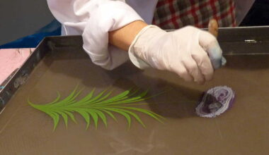 L’ebru, l’art de peindre sur l’eau : une tradition turque qui fascine le monde