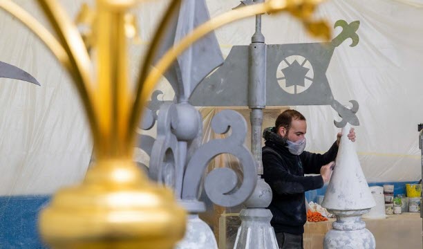 L'enteprise lorraine Le Bras Frères qui travaille régulièrement sur des monuments historiques a participé à la rénovation du château en 2021. Photo Disneyland Paris