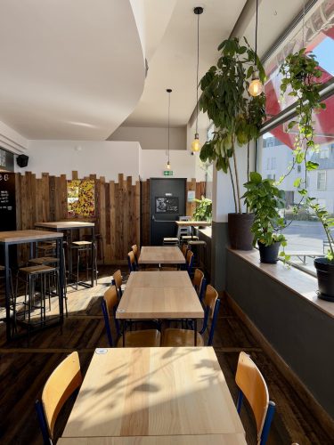 La base bar restaurant burger tapas IMG_8435 3