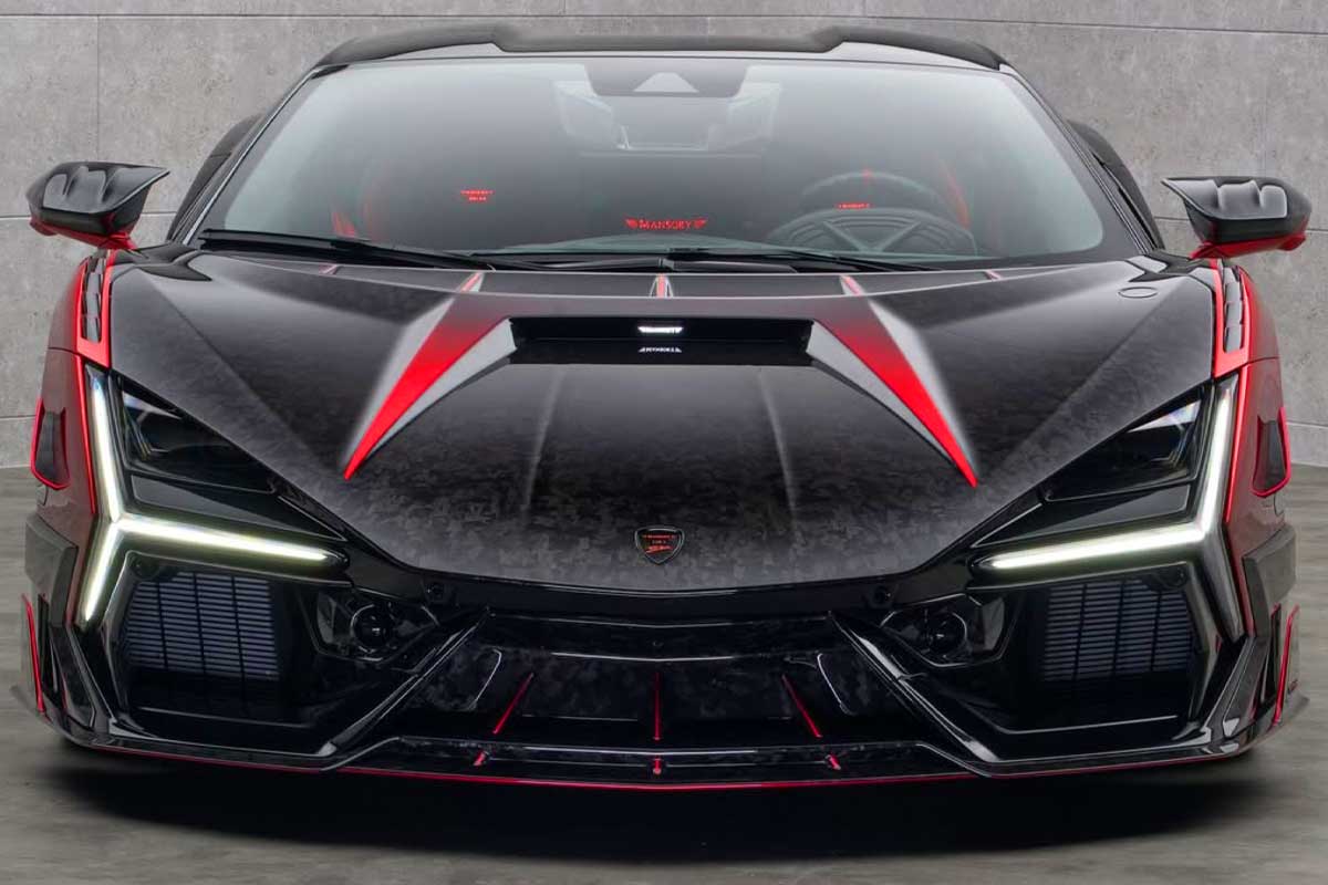 Le nouveau sponsor de ce pilote de F1 lui livre sa Lamborghini Revuelto personnalisée !
