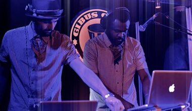après le vol de leur matériel à Bordeaux, ces deux musiciens sont au chômage technique