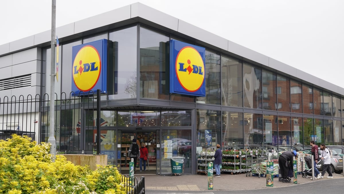 Lidl sort un mini lave-vaisselle à un prix défiant toute concurrence, il n'a même pas besoin de raccord d'eau