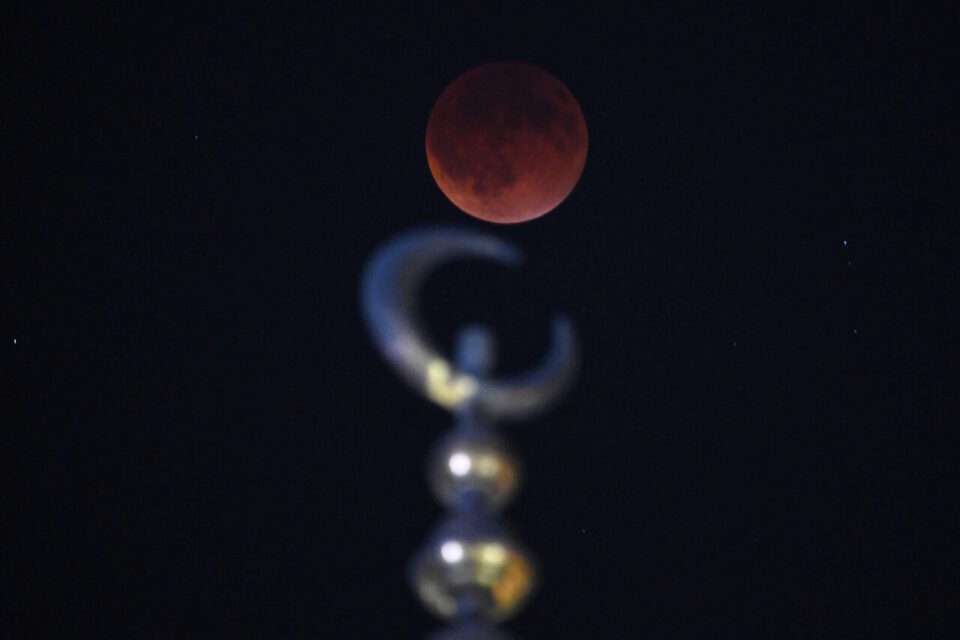 L'éclipse totale lunaire au Koweit