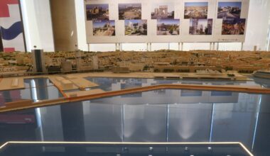 Écartée de la présidence d'Euroméditerranée, la Ville de Marseille boude l'élection