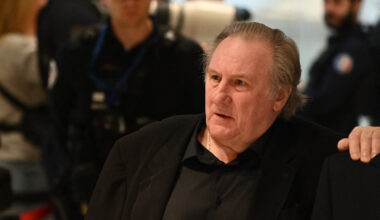 Gérard Depardieu renvoyé en procès pour viols sur l’actrice Charlotte Arnould