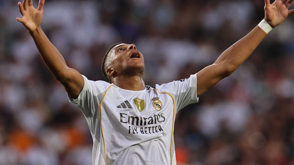 Kylian Mbappé était "amoureux" de CR7