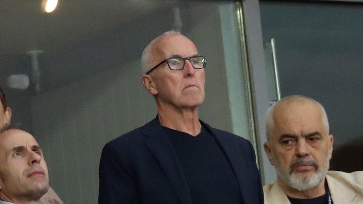 Frank McCourt découpe Vincent Labrune en petits morceaux