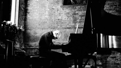 Melaine Dalibert reproduira le concert à Cologne de Keith Jarrett, le 16 octobre 2025.