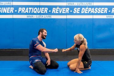 Louis Sarkozy lors d’un sparing avec Alice Michalkiewicz, à son club USC de Menton.