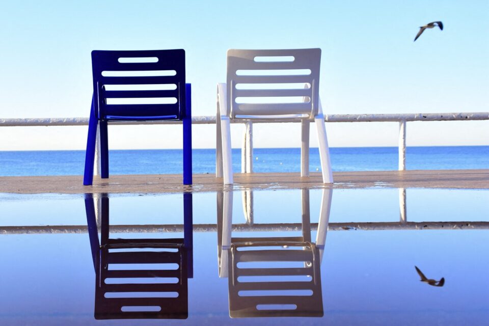 La chaise de Stéphane Belgrand Rousson sera disponible en plusieurs coloris.