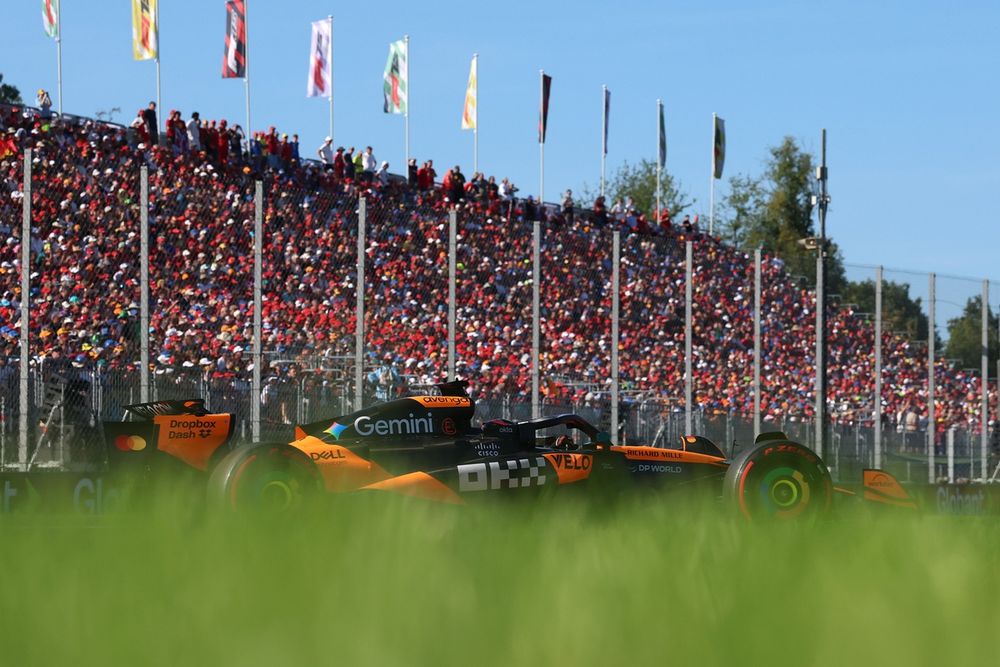 Oscar Piastri (McLaren).
