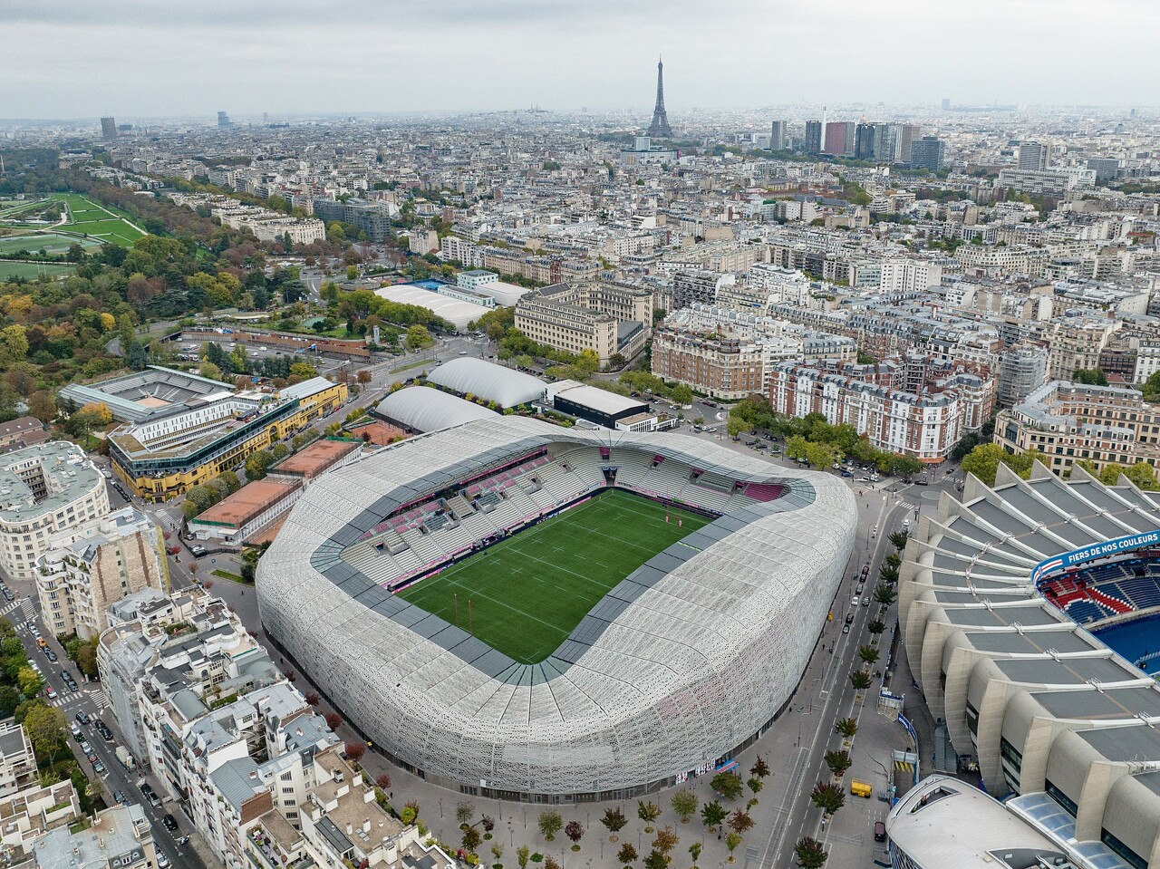 À Paris, le BHV veut jouer dans la cour des grands et s'offrir un naming inattendu
