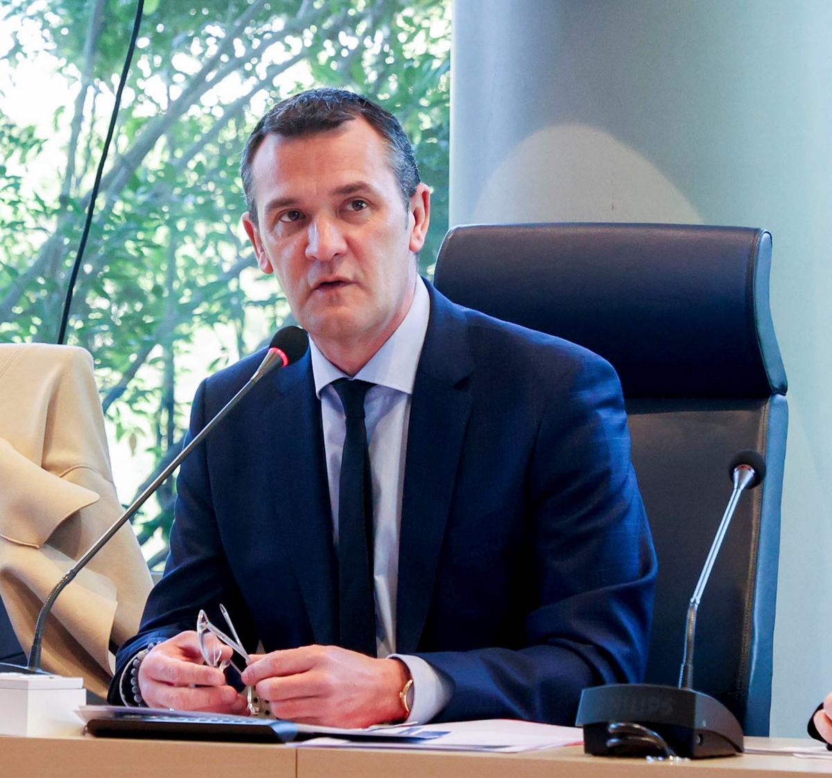 Nicolas Patriarche, maire LR de Lons.