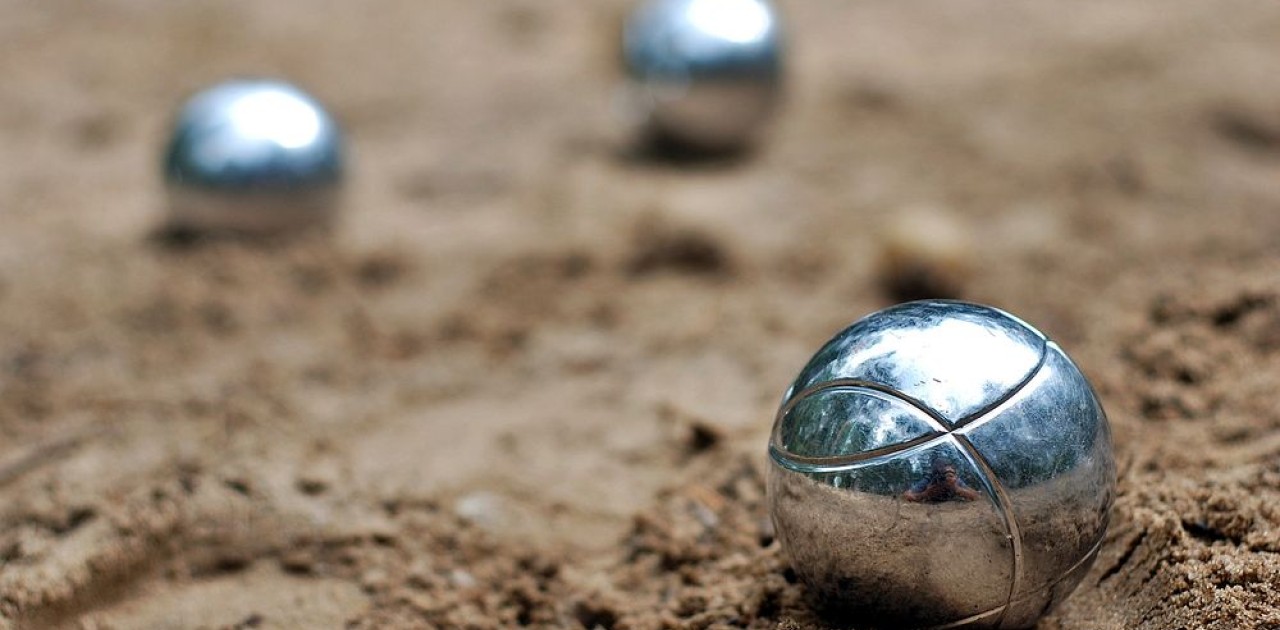 La pétanque débarque sur les plages du Mourillon avec le National de Jeu Provençal