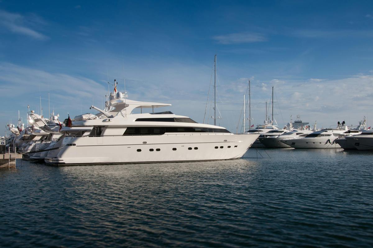 Vidéo. Un yacht à 800 000 euros coule… 15 minutes seulement après sa mise à l’eau