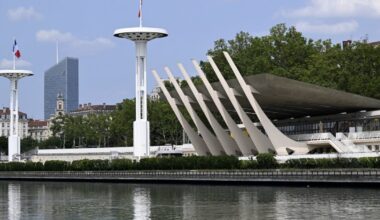 Lyon. Deux jeunes hommes de 16 et 20 ans blessés après une attaque au couteau devant la piscine du Rhône