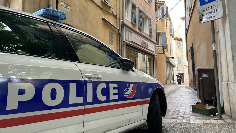Collier arraché, coups de couteau... deux femmes, dont une mineure, victimes de vols et agressions