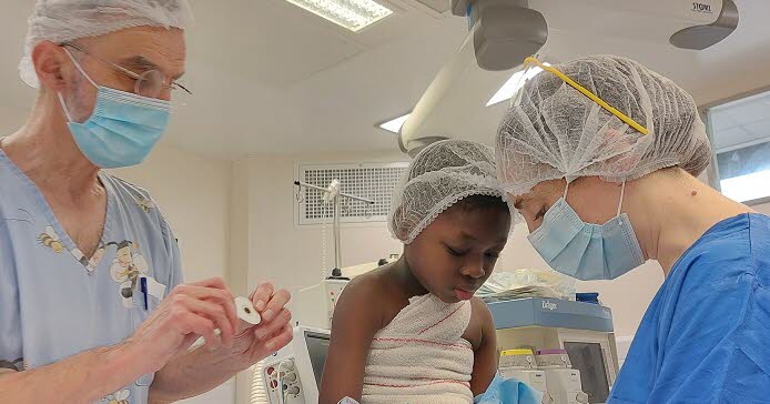 Lyon. La Chaîne de l’Espoir recherche des bénévoles pour accompagner des enfants hospitalisés