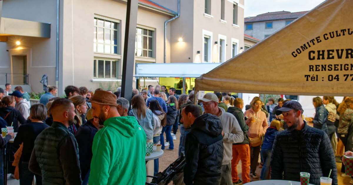 Chevrières. Pour leur première venue à Chevrières, les guinguettes des Matrus font un tabac