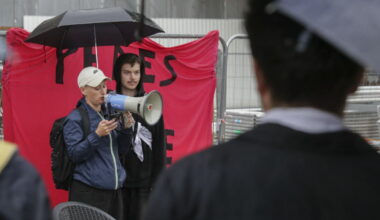 Strasbourg. Quelque 150 personnes rassemblées en hommage aux victimes de crimes homophobes