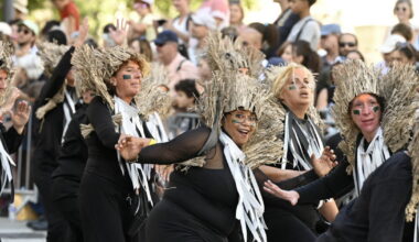 3000 danseurs participent à la grande parade