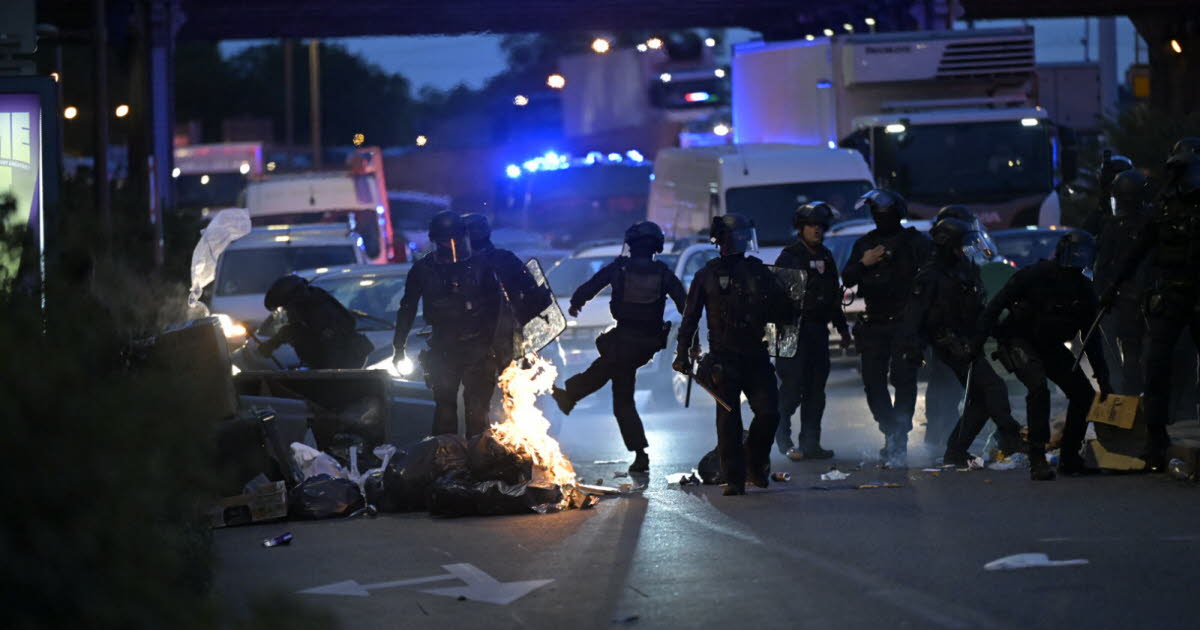Lycée bloqué, première confrontation à Perrache... situation tendue à Lyon
