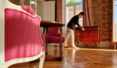 Ostwald. La vente aux enchères du mobilier du Château de l’île attire amateurs et curieux