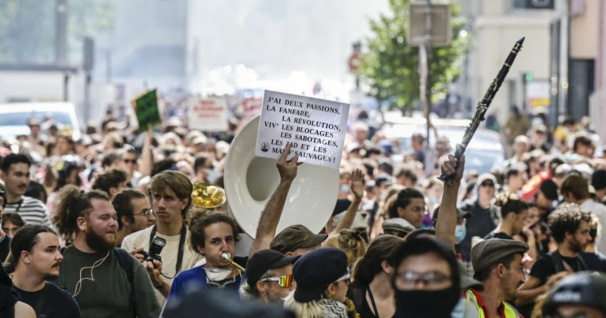 de nouvelles actions prévues ce samedi à Lyon, l'hypercentre interdit aux manifestants